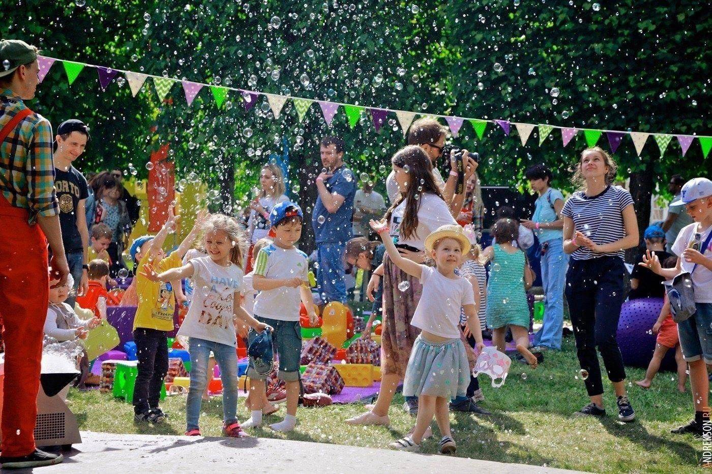 Unforgettable Childrens Festive Events by  Zivonux 